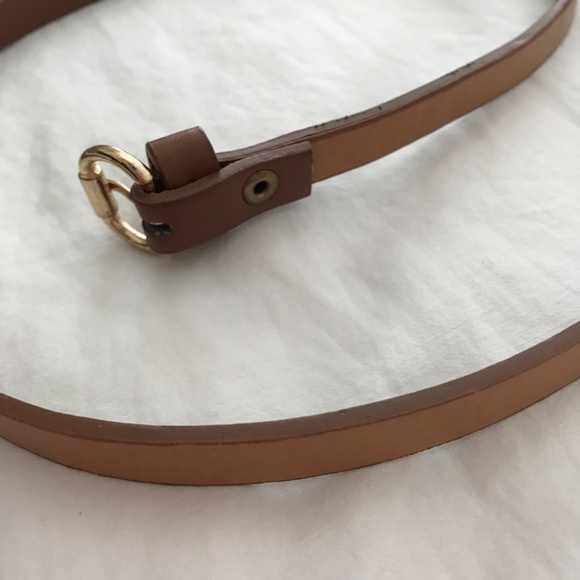 Light Brown Tan Skinny Buckle Belt Length 35" Width 1/2" - Picture 2 of 7